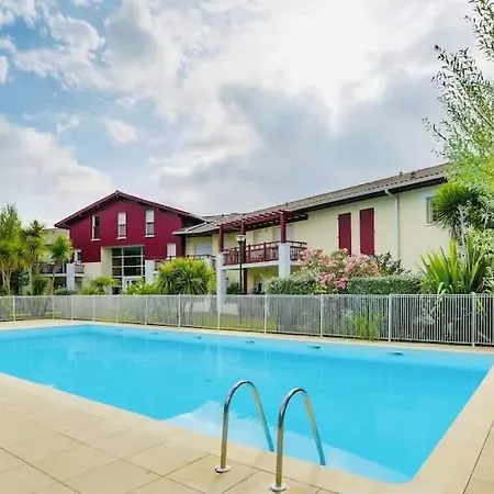 Cocooning Avec Terrasse Et Piscine * Saint-Vincent-de-Tyrosse